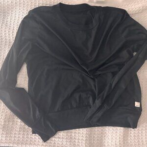 Vuori Daydream Crew in Black Heather - Size Large